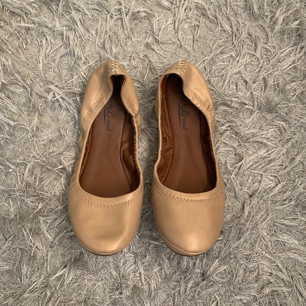 Lucky Brand Nude Tan Pearl 7.5 Ballet Flats